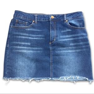 Size 12 D. Jeans Women’s Blue Frayed Jean Skirt Stretchy